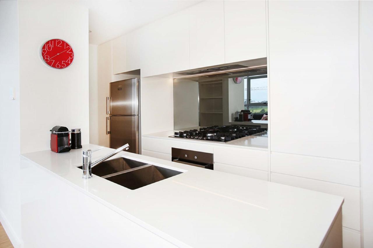 Gadigal Groove - Modern And Bright 3Br Executive Apartment In Zetland With Views Сидни Екстериор снимка